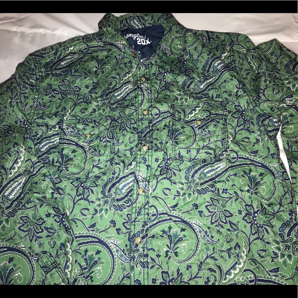 Wrangler apparel 20x long sleeve snap shirt